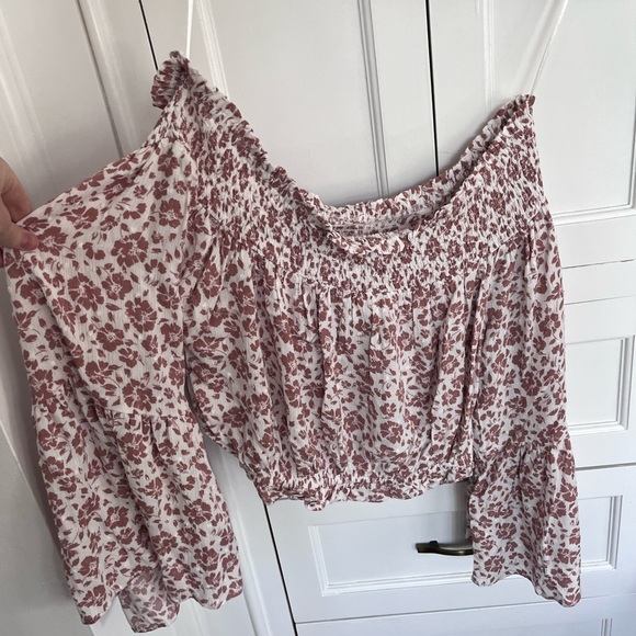 $68 Promesa Smocked Shoulder Top NWOT Small - Picture 1 of 3